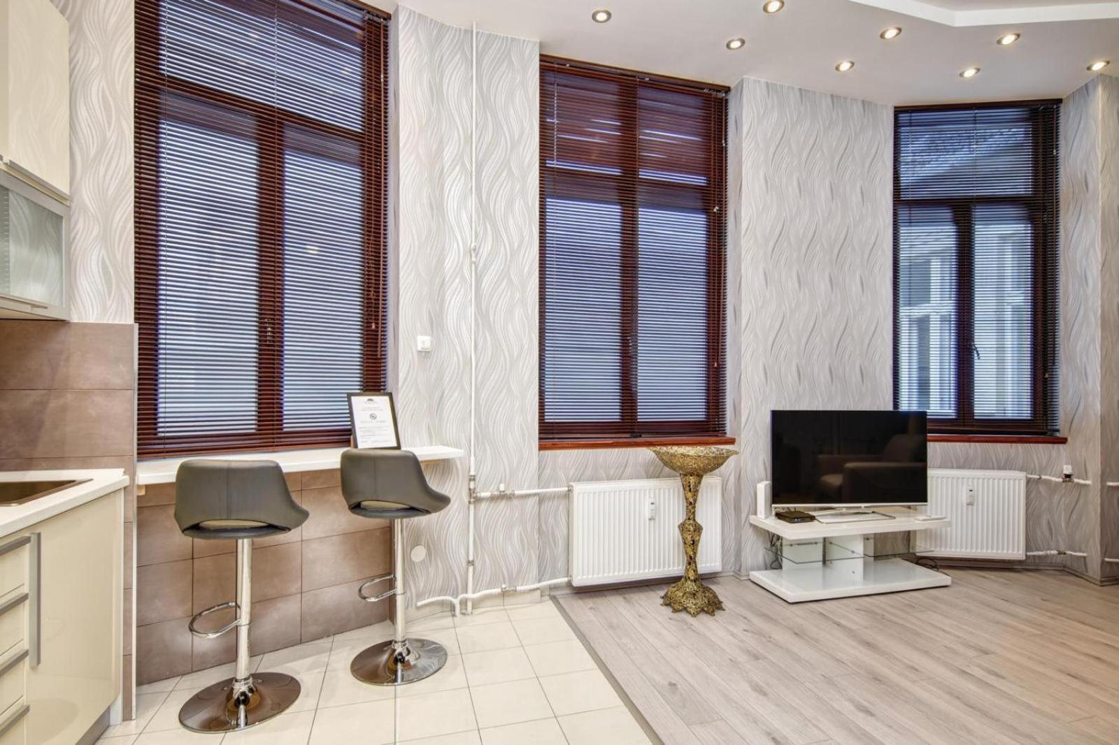 Fashion Street Loft Apartment Budapest Bagian luar foto