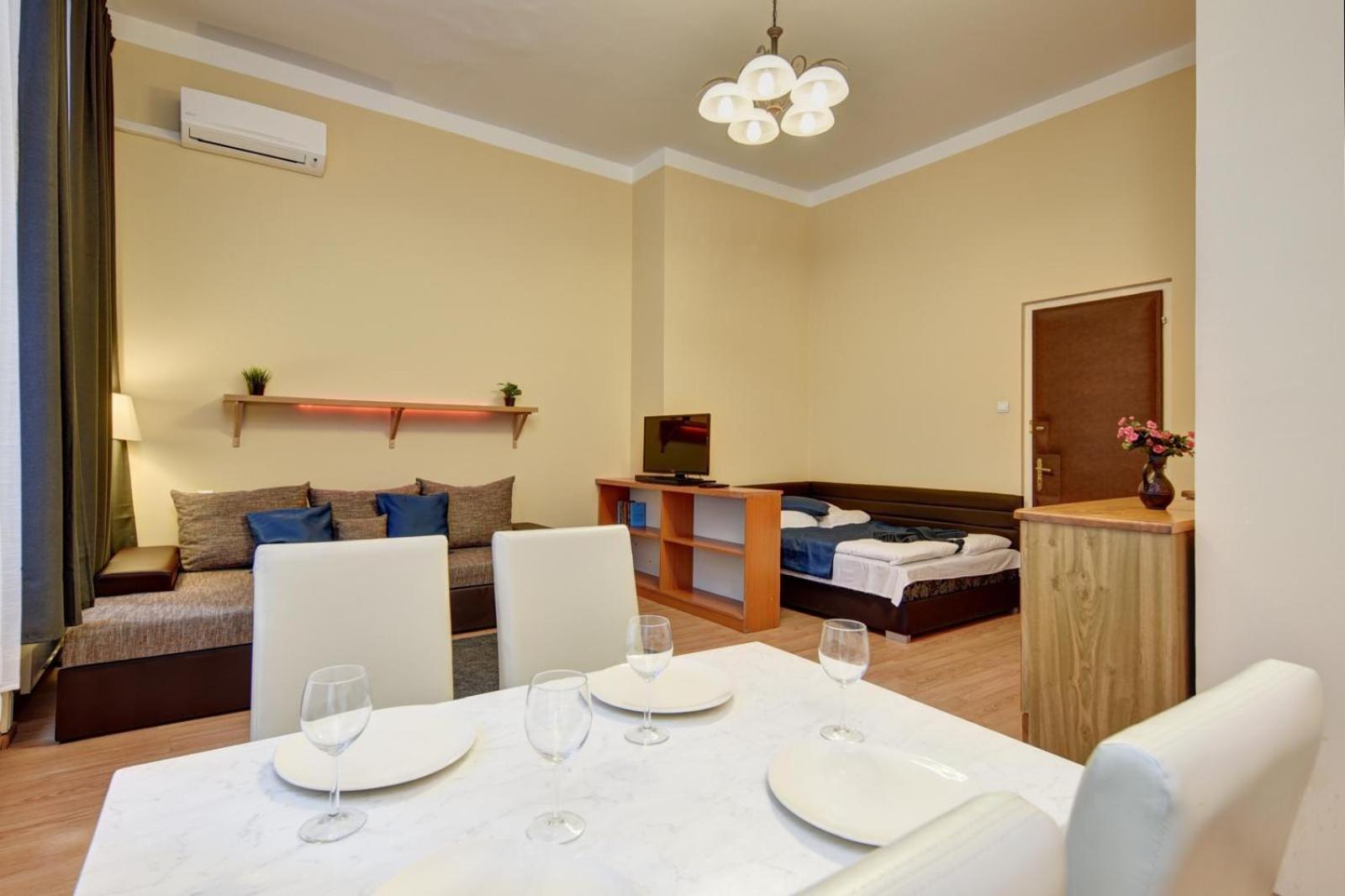 Fashion Street Loft Apartment Budapest Bagian luar foto