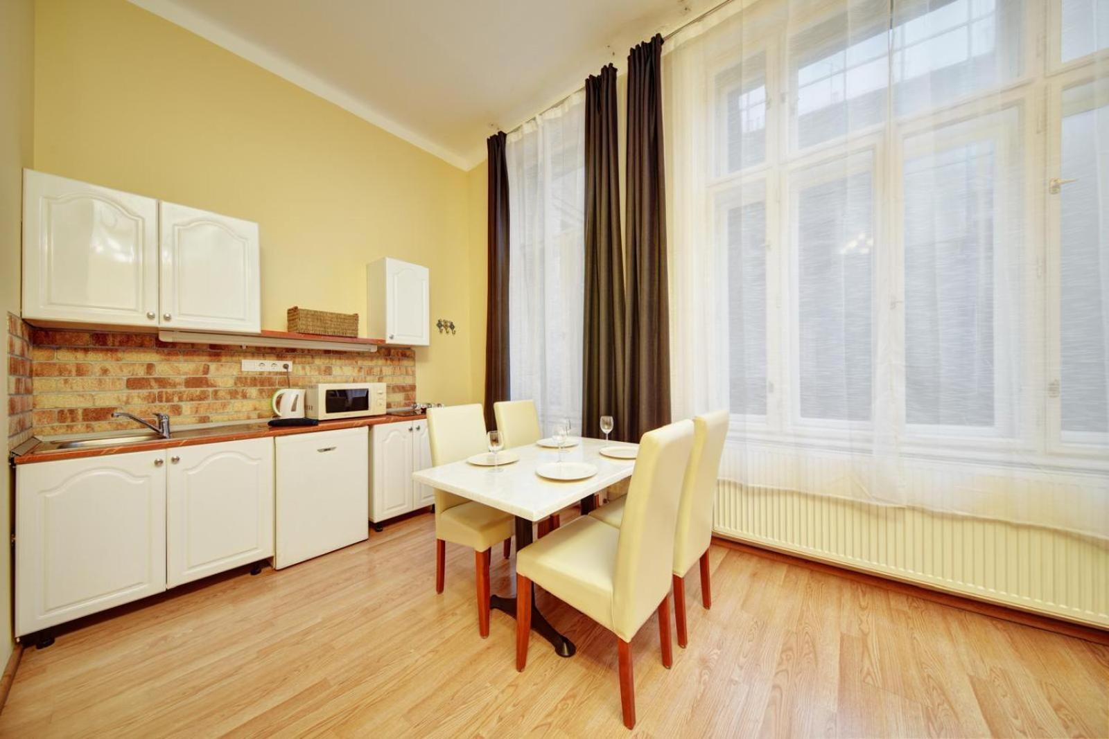 Fashion Street Loft Apartment Budapest Bagian luar foto